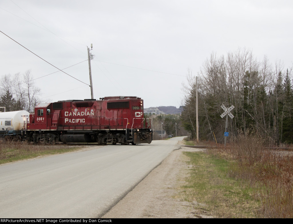 CP 3051 Leads G13 at Muskrat Farm Rd. 